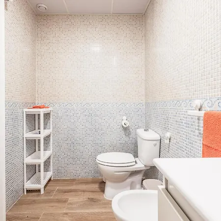 Apartment Benitez Parodi Recien Reformado Zona Multicultural Seville