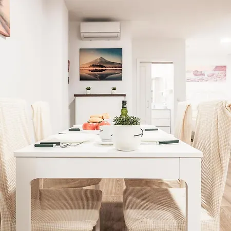 Benitez Parodi Recien Reformado Zona Multicultural Apartment Sevilla